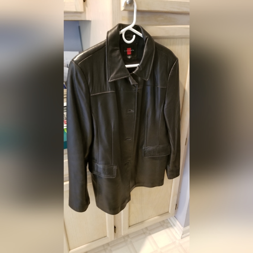 Ladies " Vintage " Black leather jacket